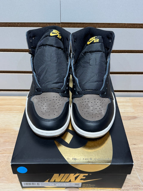 Jordan 1 Retro High OG Palomino Sz 8