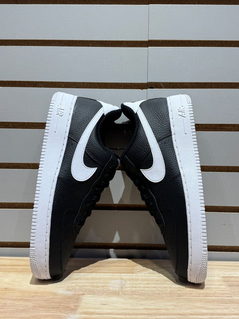 Nike Air Force 1 Low '07 Black White Pebbled Leather Sz 11.5