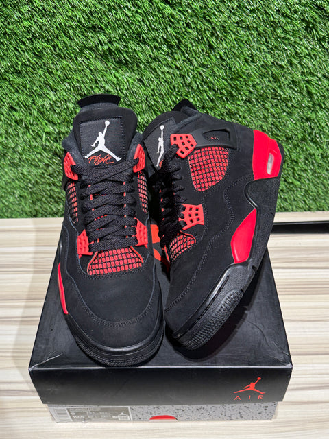 Jordan 4 Retro Red Thunder Sz 9