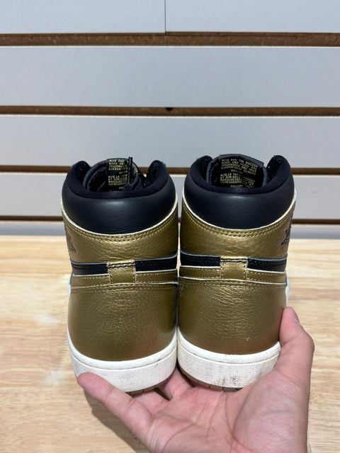 Jordan 1 Retro High OG Black Metallic Gold Sz 10.5