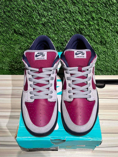Nike SB Dunk Low Atmosphere Grey True Berry Sz 12