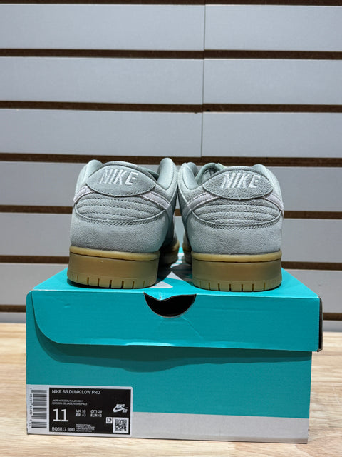 Nike SB Dunk Low Island Green Gum Sz 11