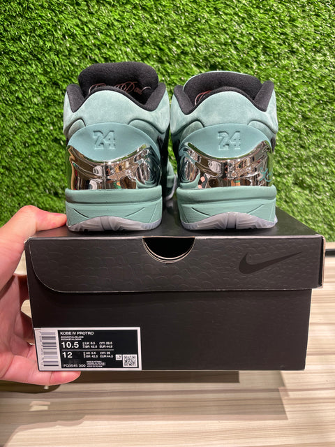 Nike Kobe 4 Protro Girl Dad Sz 10.5M