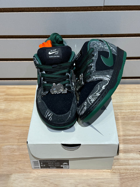 Nike SB Dunk Low There Skateboards Sz 5M