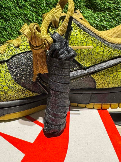 Nike Dunk Low Retro QS Halloween Skull Sz 6.5M.