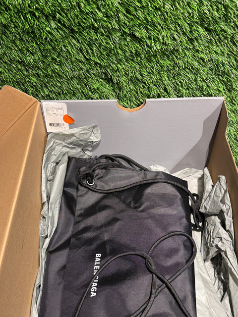 Balenciaga 3XL Grey White Red Sz 7M EU E40