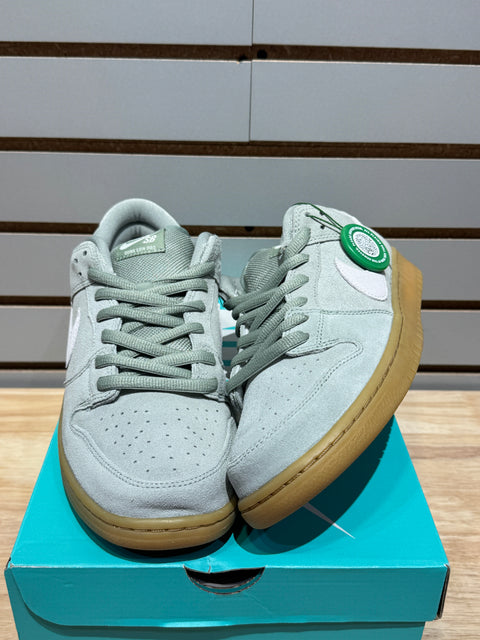 Nike SB Dunk Low Island Green Gum Sz 11