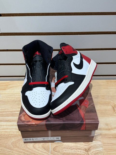 Jordan 1 Retro High OG Black Toe Reimagined Sz 8.5M