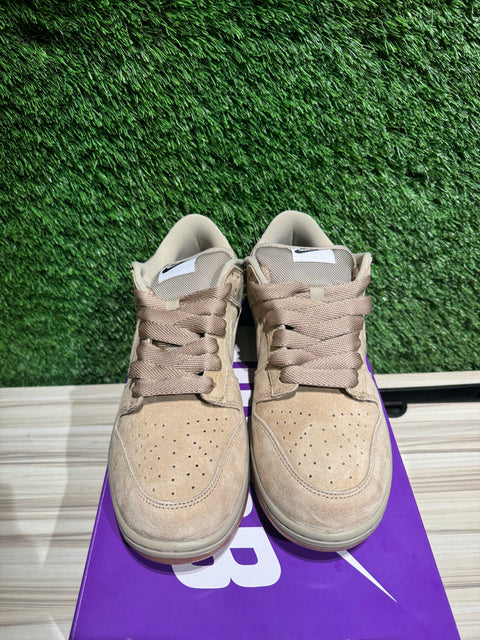 Nike SB Dunk Low Pro B Parachute Beige Sz 11