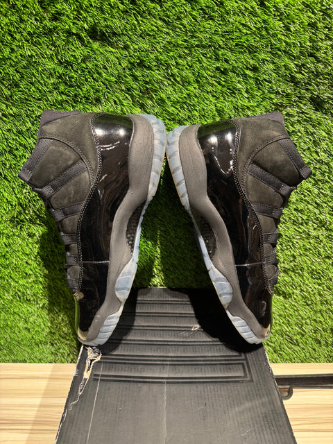 Jordan 11 Retro Cap and Gown Sz 10M