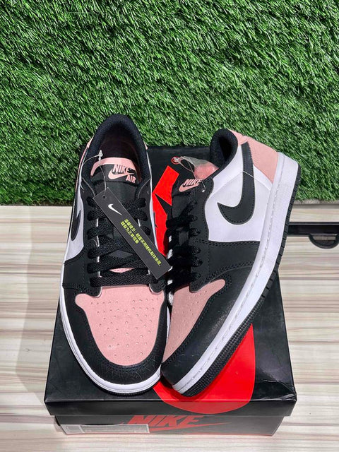 Jordan 1 Low OG Bleached Coral Sz 8M,.