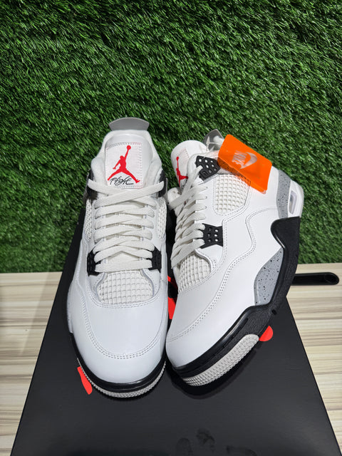 Jordan 4 Retro White Cement (2025) Sz 11.5