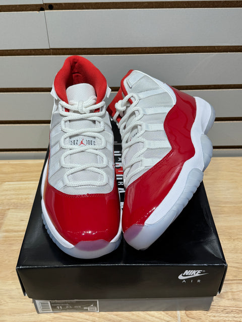 Jordan 11 Retro Cherry (2022) Sz 11