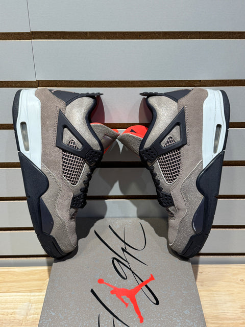 Jordan 4 Retro Taupe Haze Sz 9