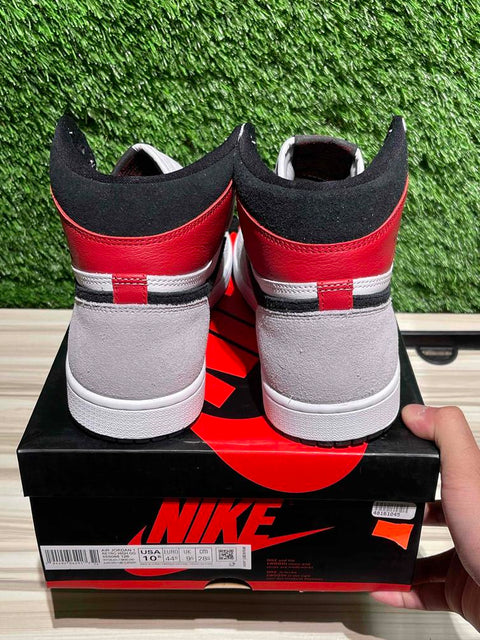 Jordan 1 Retro High Light Smoke Grey SZ 10.5...