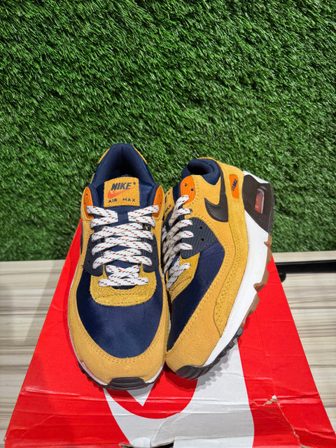 Nike Air Max 90 Bucktan Team Navy Sz 10