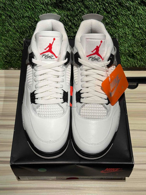 Jordan 4 Retro White Cement (2025) Sz 10.5M.