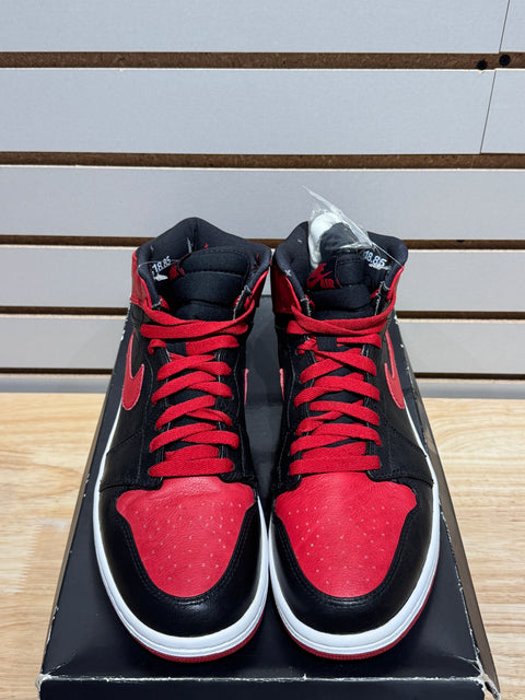 Jordan 1 Retro Banned (B-Grade) (2011) Sz 8.5
