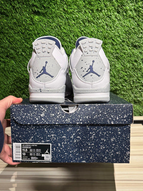 Jordan 4 Retro Midnight Navy Sz 11.5M..