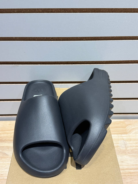 adidas Yeezy Slide Onyx Sz 7