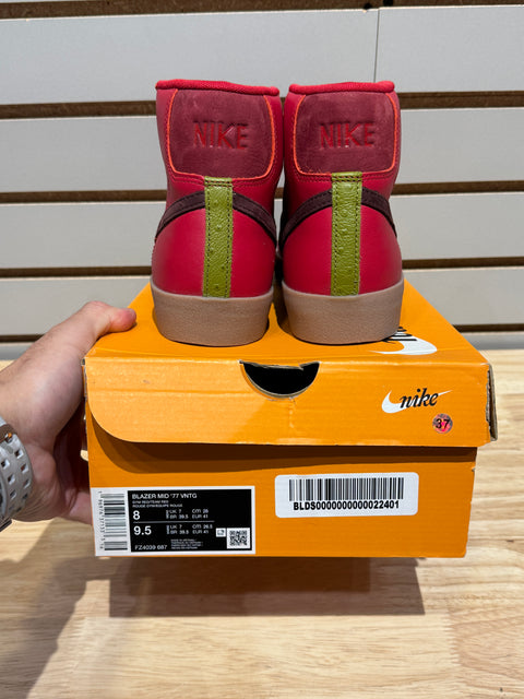 Nike Blazer Mid 77 Layers of Love Sz 8