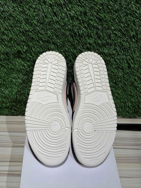 Jordan 1 Mid Canyon Rust (Women's) Sz 6.5M/8W