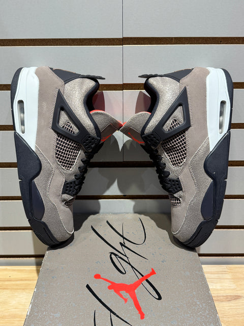 Jordan 4 Retro Taupe Haze Sz 12