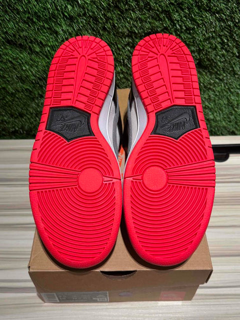 Nike SB Dunk Low Infrared Orange Label Sz 8.5