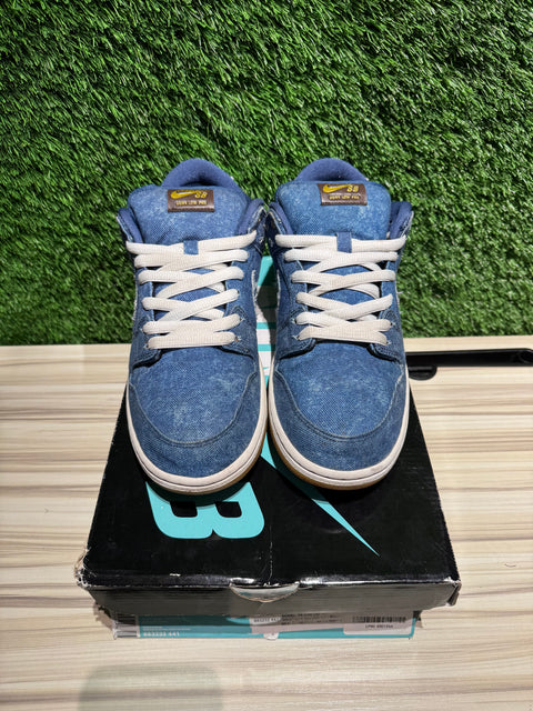 Nike SB Dunk Low Rivals Pack (East) Sz 10.5M