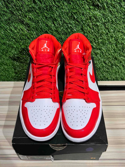 Jordan 1 Mid Barcelona Sweater Red Patent Sz 9M