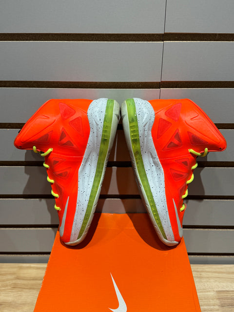 Nike Lebron 10 GS Bright Crimson Sz 6.5Y