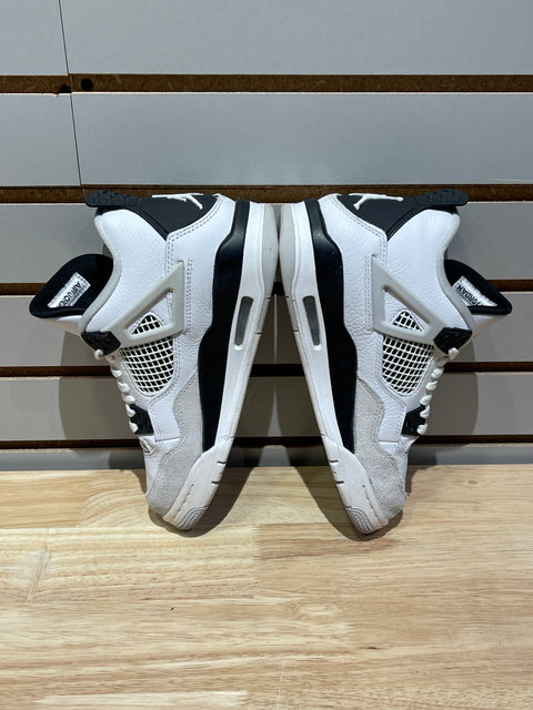 Jordan 4 Retro Military Black (GS) Sz 6Y