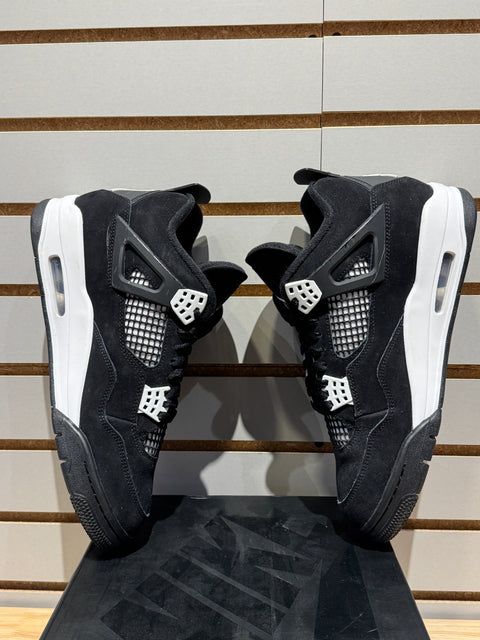 Jordan 4 Retro White Thunder Sz 10