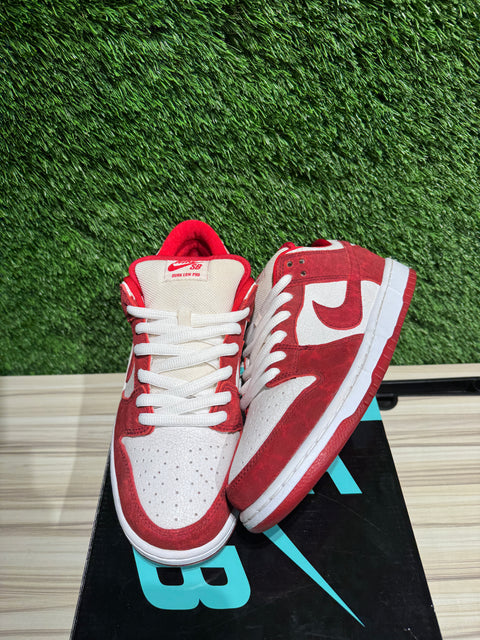 Nike SB Dunk Low Valentine's Day (2014) Sz 10