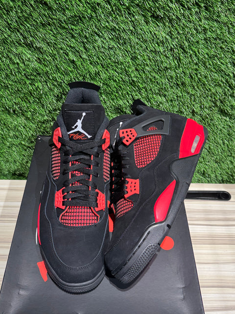 Jordan 4 Retro Red Thunder Sz 15
