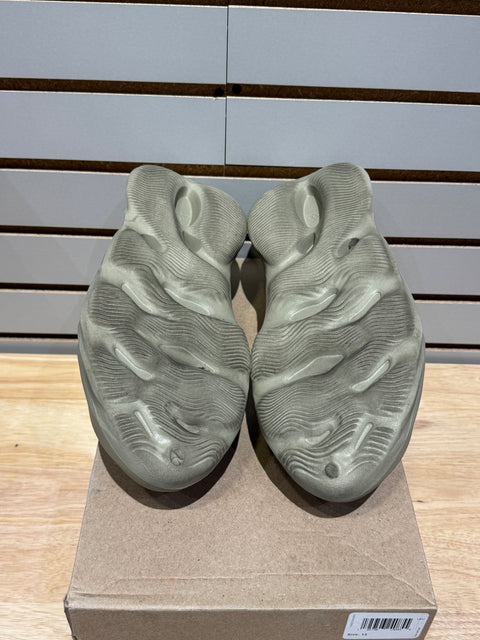 adidas Yeezy Foam RNR Stone Salt Sz 13