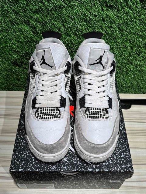 Jordan 4 Retro Military Black Sz 9.5M