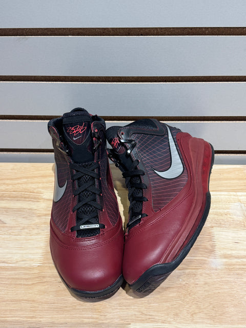 Nike LeBron 7 Christmas (2019) Sz 10.5