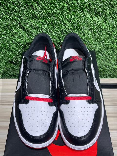 Jordan 1 Retro Low OG Black Toe (2023)