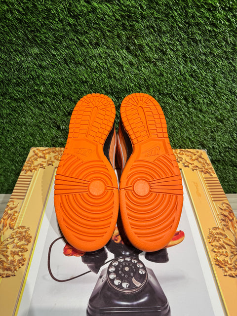 Nike SB Dunk Low Concepts Orange Lobster (Special Box) Sz 8.5M