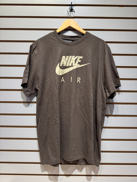 The Nike Tee Baroque Brown Sz XL