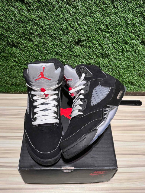 Jordan 5 Retro OG Black Metallic Reimagined Sz 9.5M