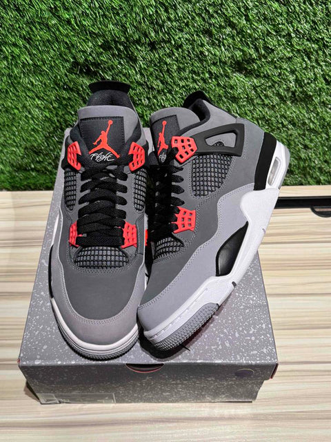 Jordan 4 Retro Infrared Sz 10M.