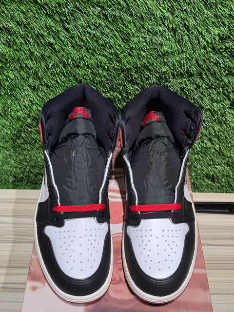 Jordan 1 Retro High OG Black Toe Reimagined Sz 9.5M