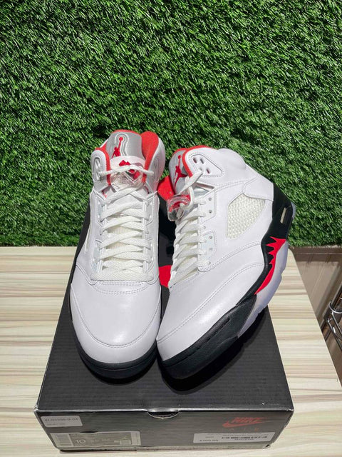 Jordan 5 Retro Fire Red Silver Tongue (2020) Sz 10M