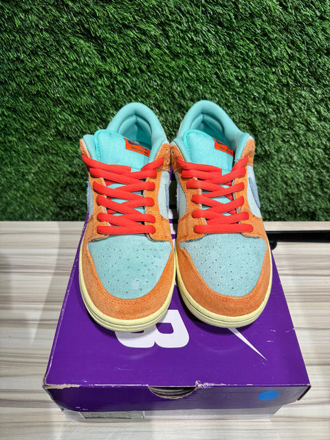 Nike SB Dunk Low Orange Emerald Rise Sz 10M