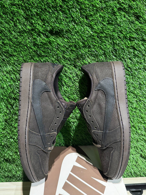Jordan 1 Retro Low OG SP Travis Scott Velvet Brown