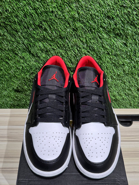 Jordan 1 Low White Toe Sz 8.5