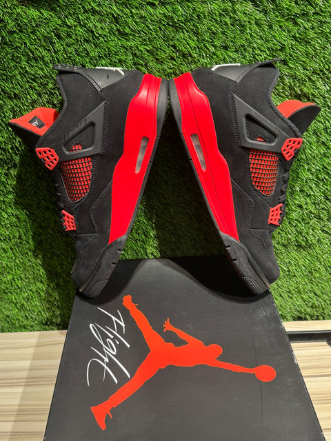 Jordan 4 Retro Red Thunder Sz 11.5