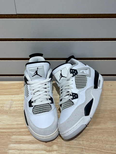 Jordan 4 Retro Military Black (GS) Sz 6Y